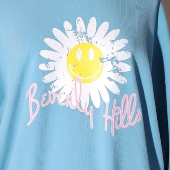 Hazel & Olive Beverly Sweatshirt Daisy & Beverly HIlls Graphic Size S - Picture 2 of 7
